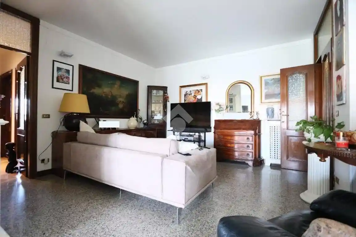 Quadrilocale via 24 Maggio 26, Centro, Alba Adriatica - foto 2