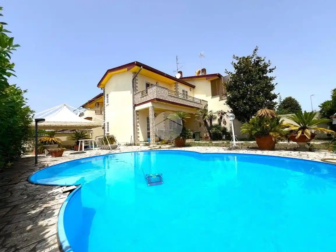 Villa in vendita a Anzio