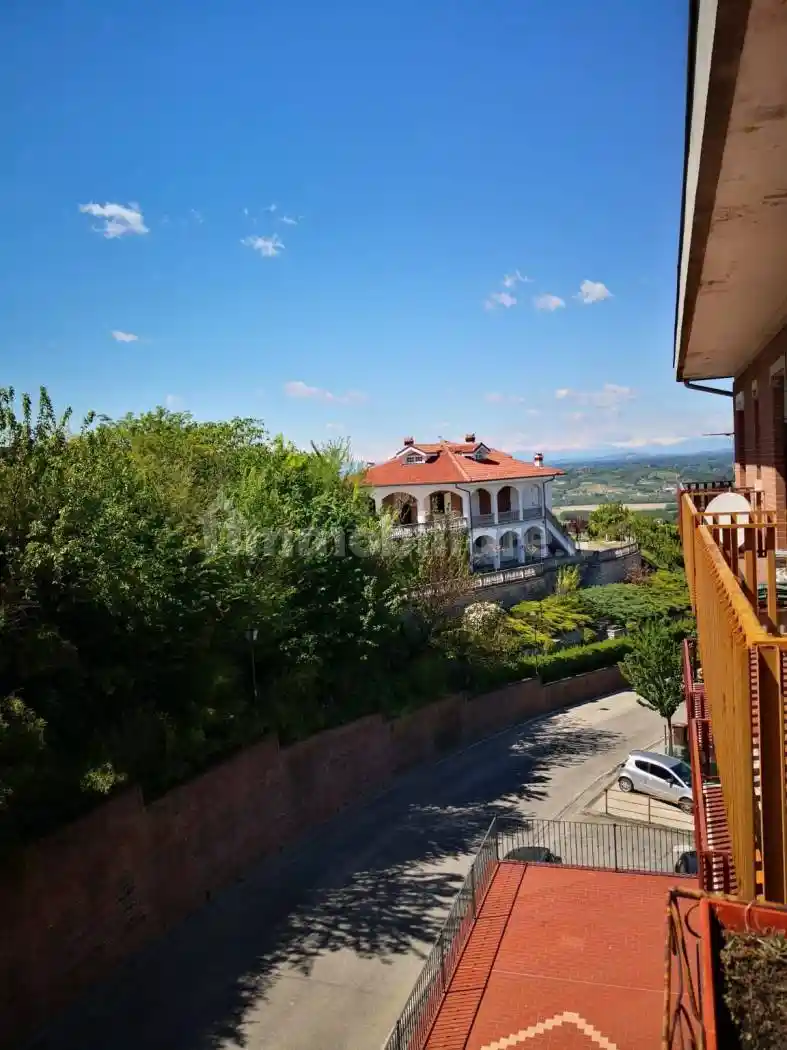 Appartamento in vendita a Mongardino