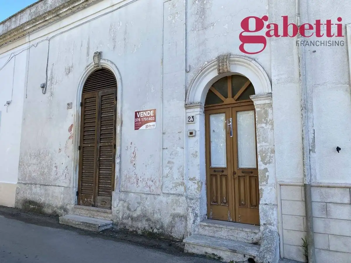 Casa indipendente in vendita a Bagnolo del Salento
