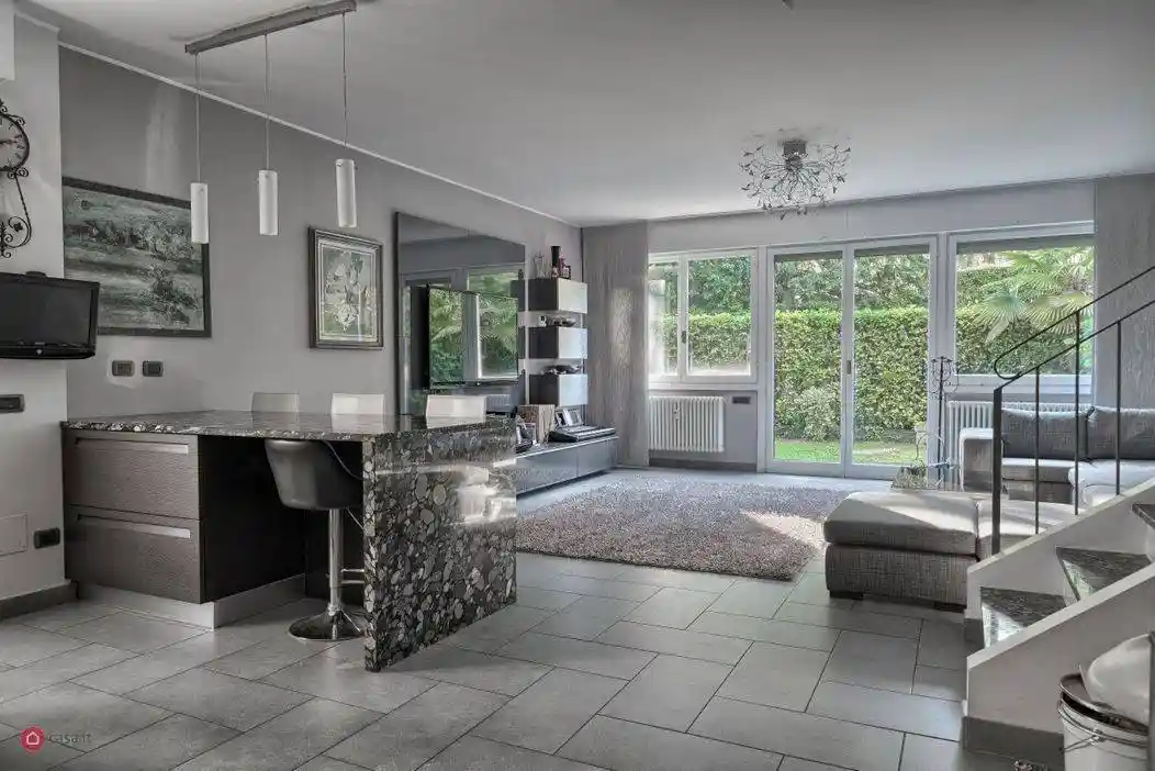 Appartamento in vendita a Varese