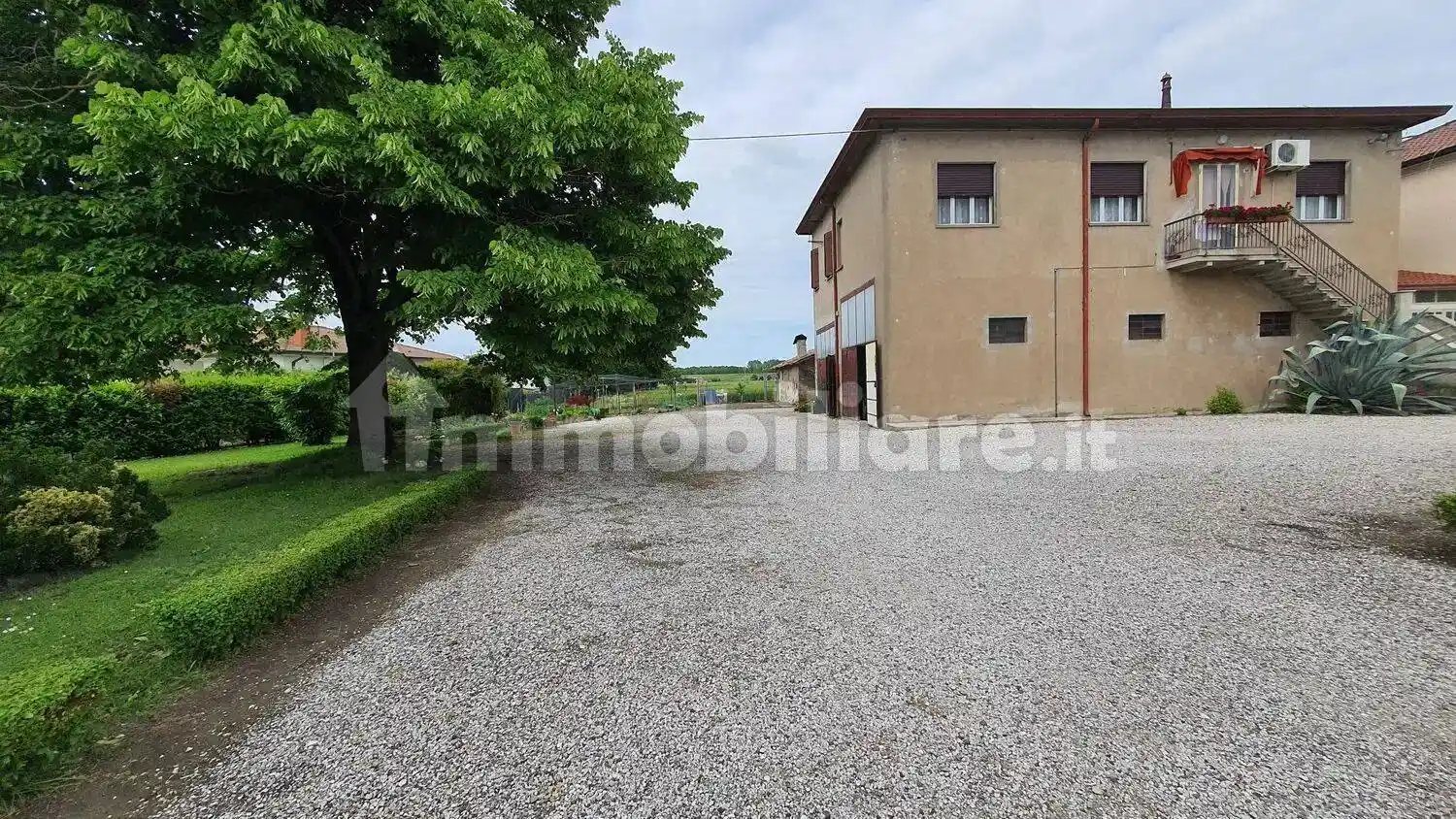 Villa in vendita a Riva del Po