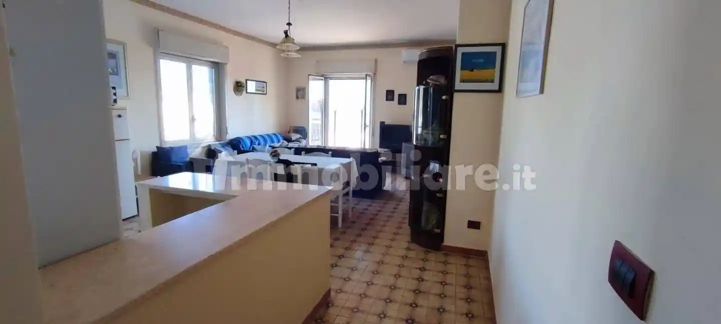 Appartamento in vendita a Giardini-Naxos