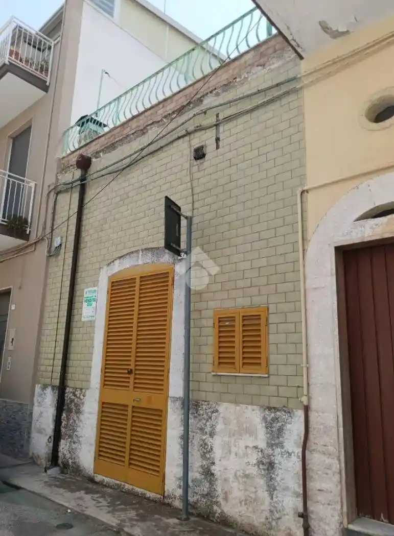 Casa indipendente in vendita a Cassano delle Murge
