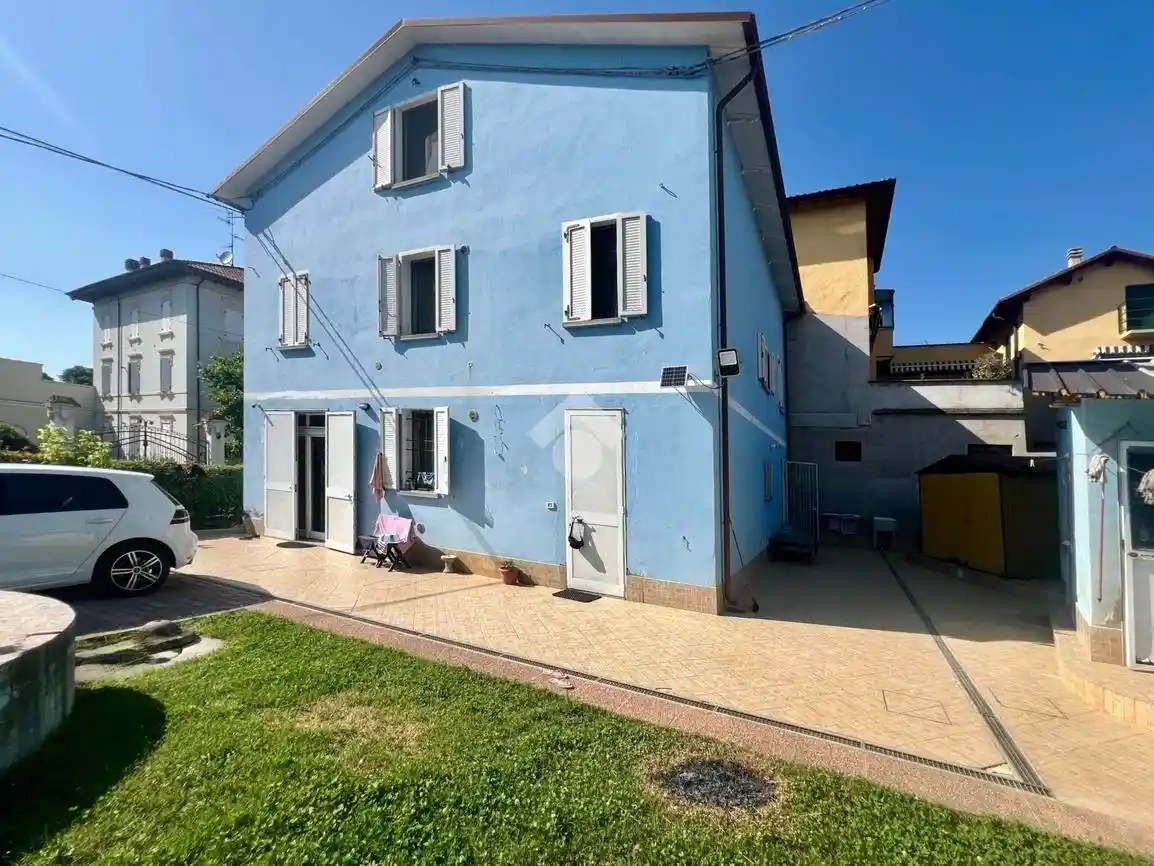 Casa indipendente in vendita a Novellara