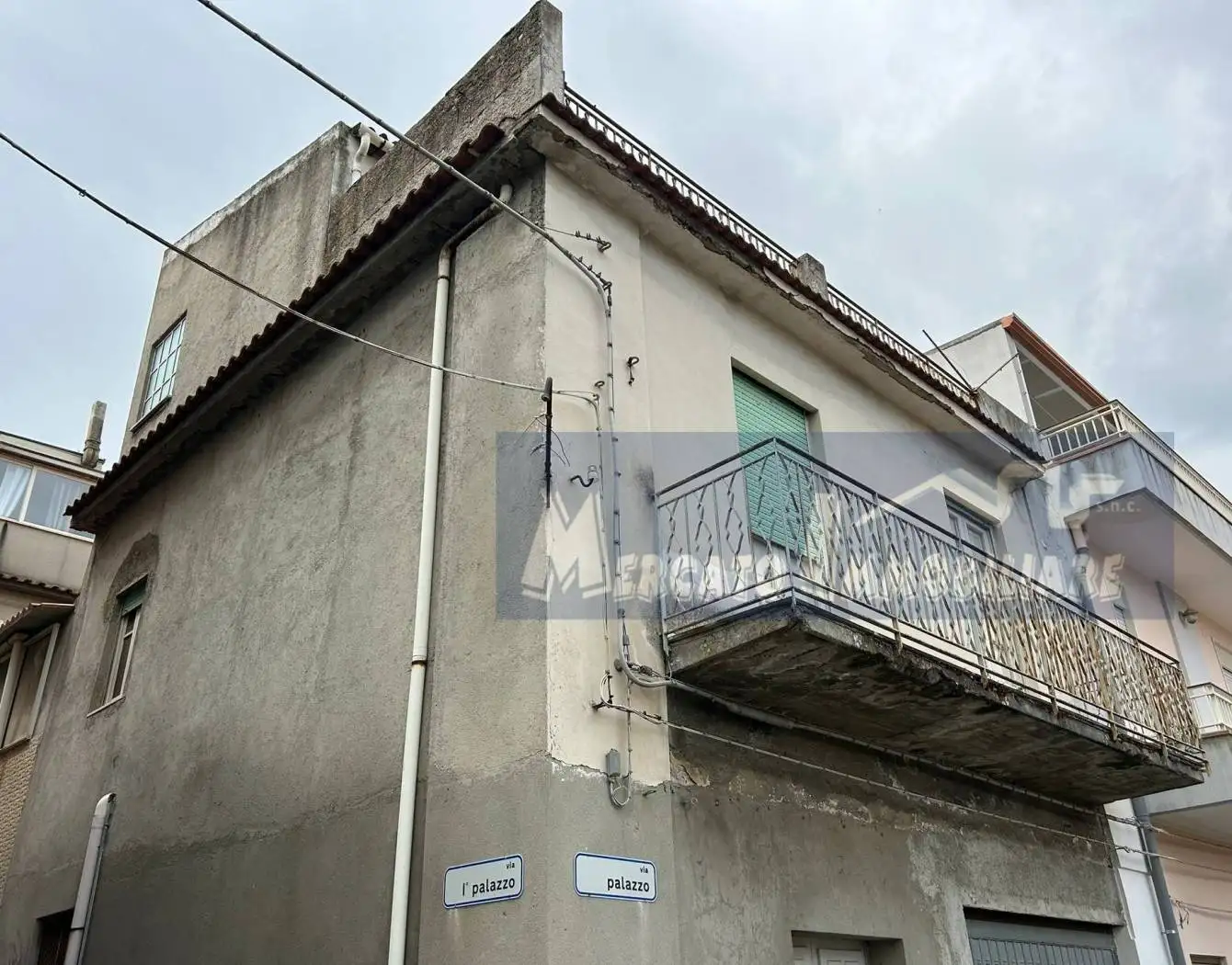 Appartamento in vendita a Gualtieri Sicaminò