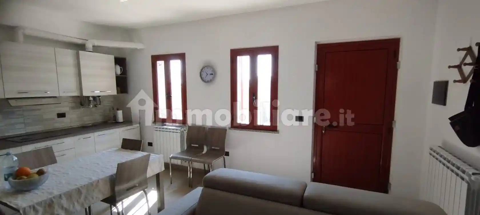 Trilocale via della Vittoria 12, Centro, Zambrone - foto 2