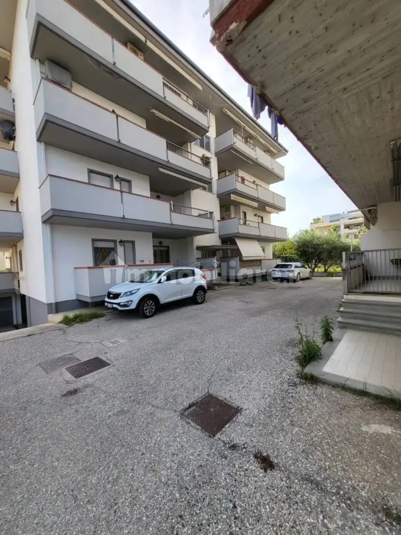 Trilocale via dei Tigli 47, Contrada dei Tigli, Via degli Oleandri, Alba Adriatica - foto 3