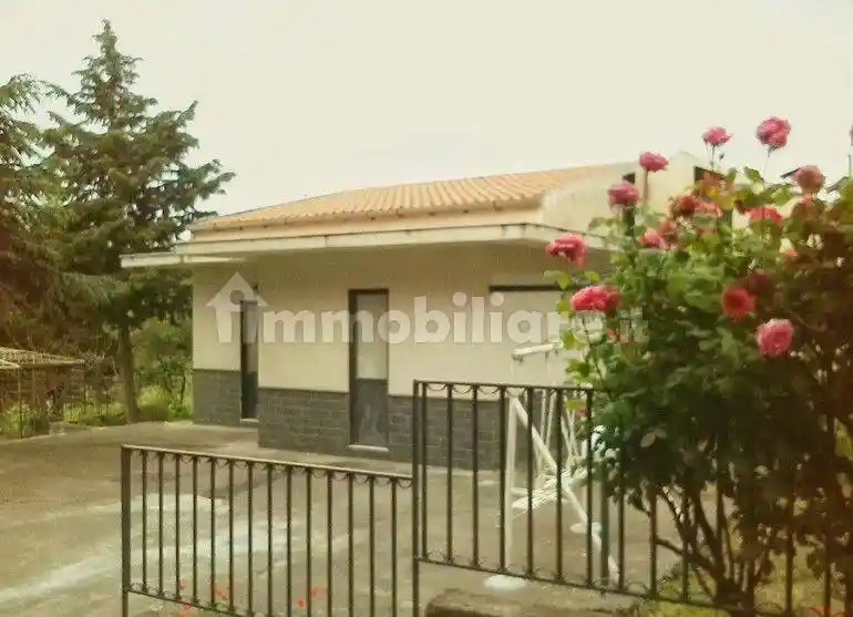 Villa in vendita a Biancavilla