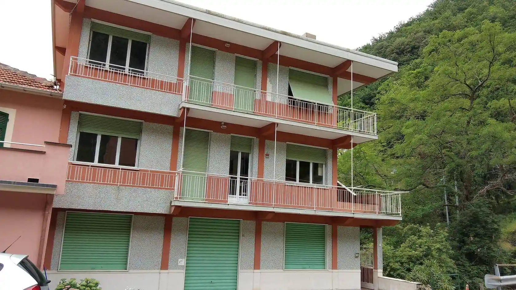 Casa indipendente in vendita a Lumarzo