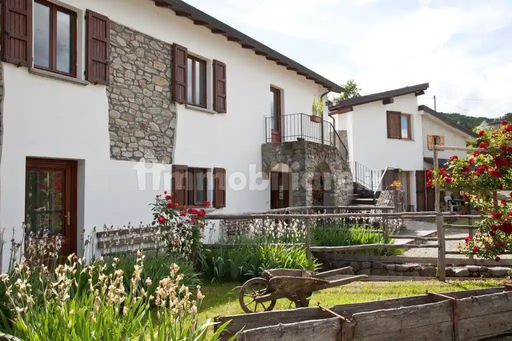 Rustico - Casale in vendita a Borgo Val di Taro