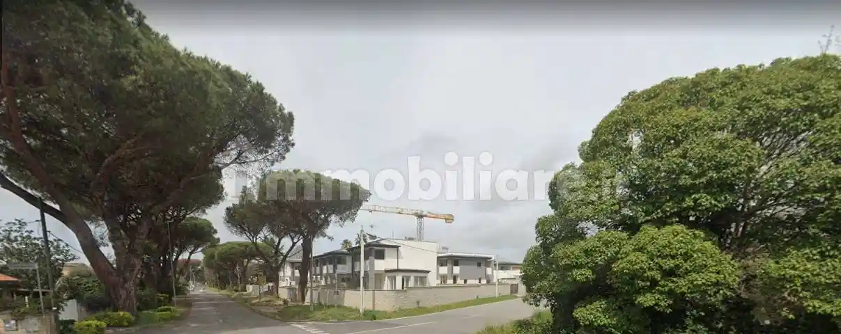 Palazzo - Edificio in vendita a Roma