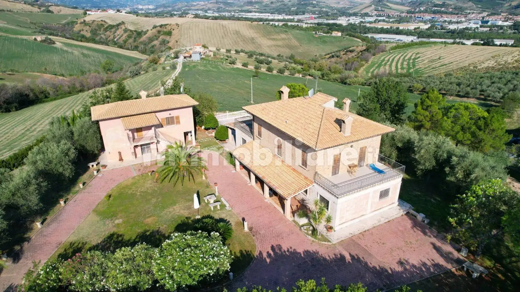 Villa in vendita a Ancarano
