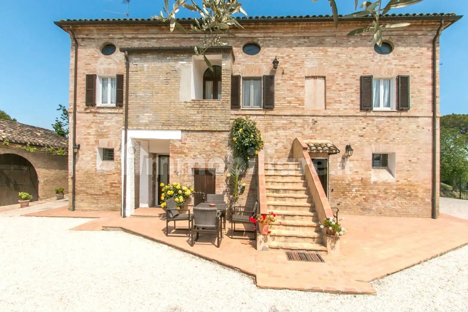 Villa in affitto a Montecosaro