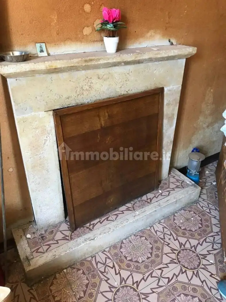 Trilocale piazza Giorgio Almirante 2, Affile - foto 4