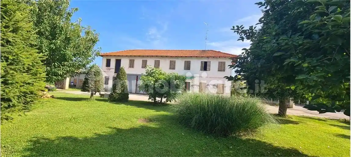 Rustico - Casale in vendita a Prata di Pordenone