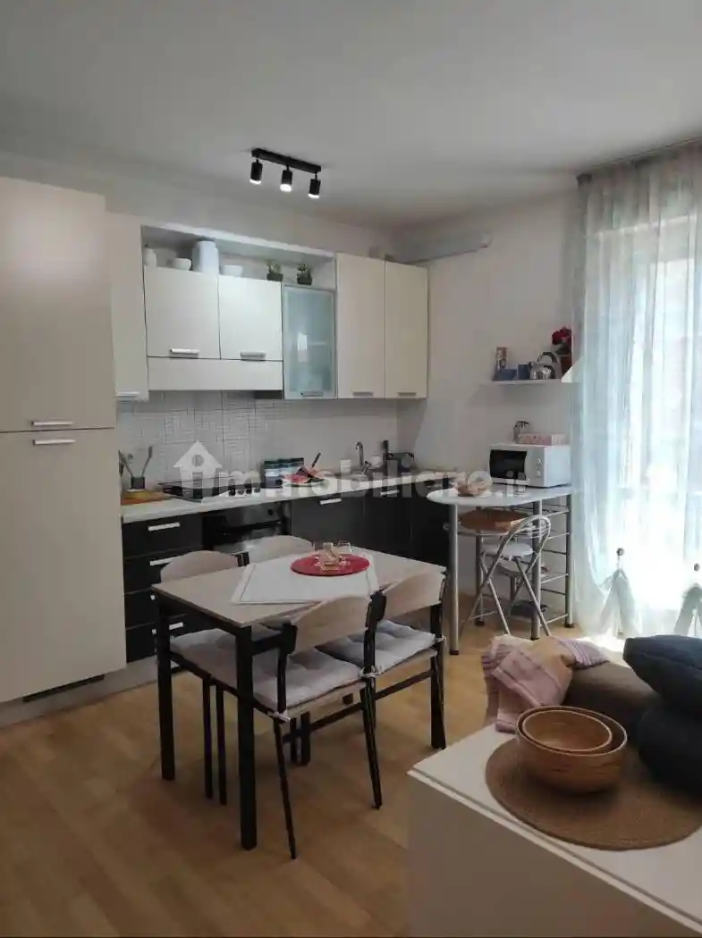 Open space via Francesco Belluzzi 43, Baia Flaminia, Pesaro - foto 2