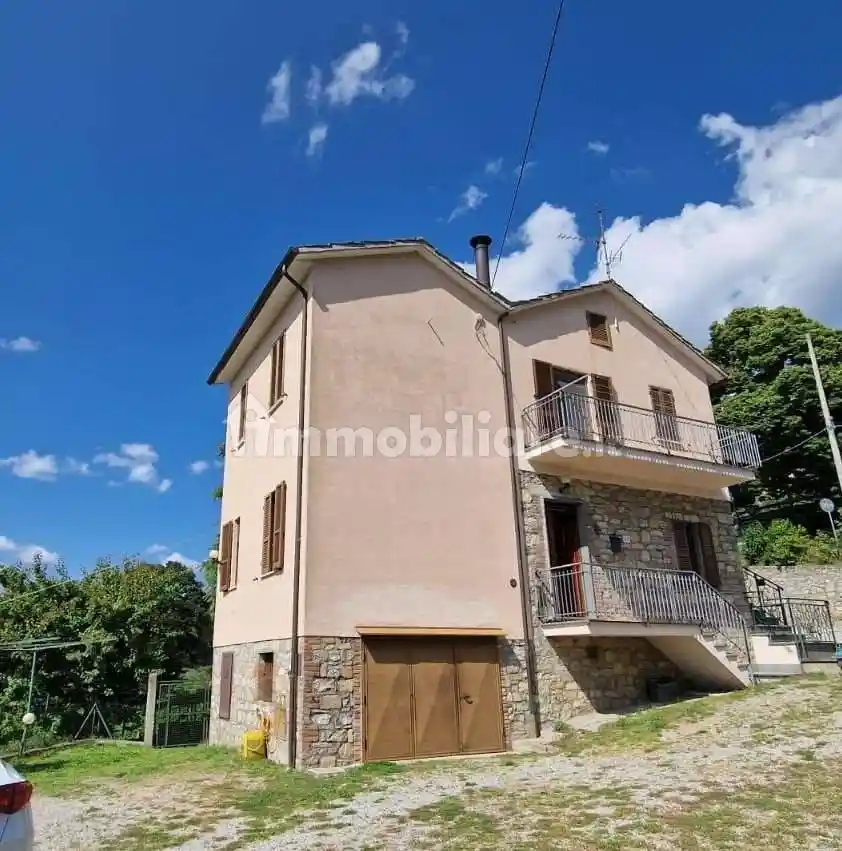 Casa indipendente in vendita a Monteleone d'Orvieto