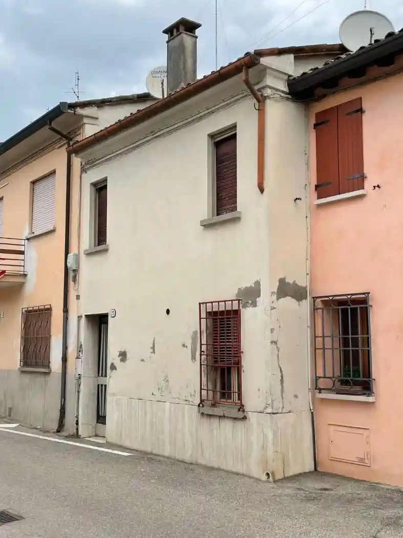 Casa indipendente in vendita a Bagnacavallo