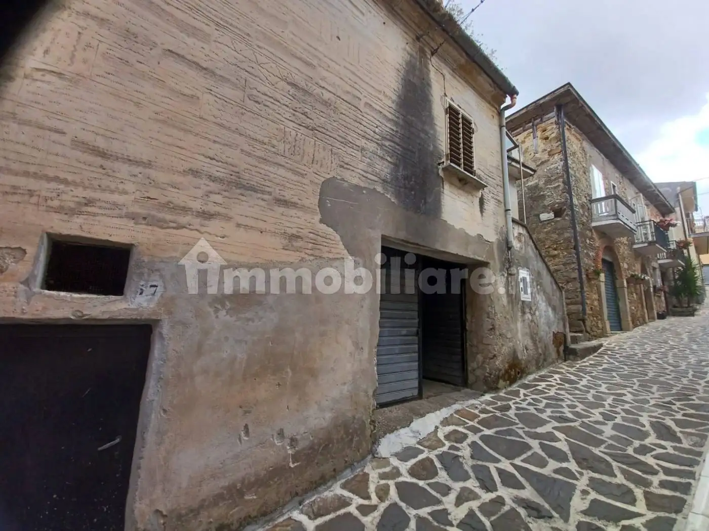 Casa indipendente in vendita a Rutino