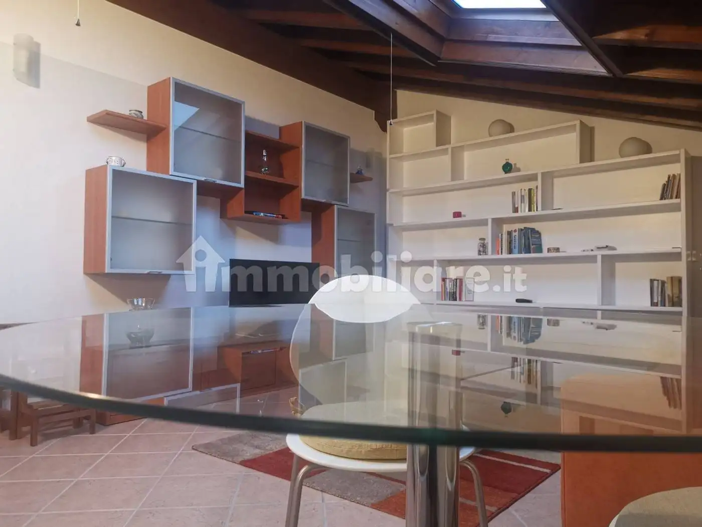 Attico - Mansarda in affitto a Oleggio