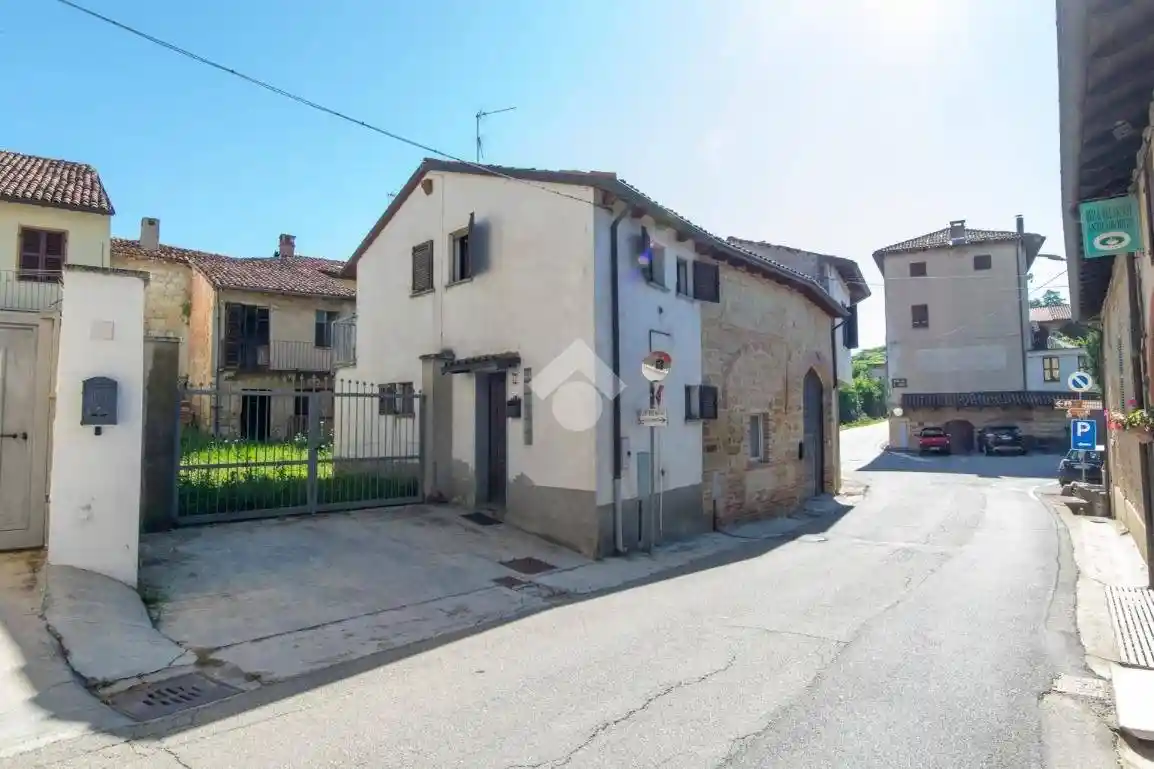 Casa indipendente in vendita a Vignale Monferrato