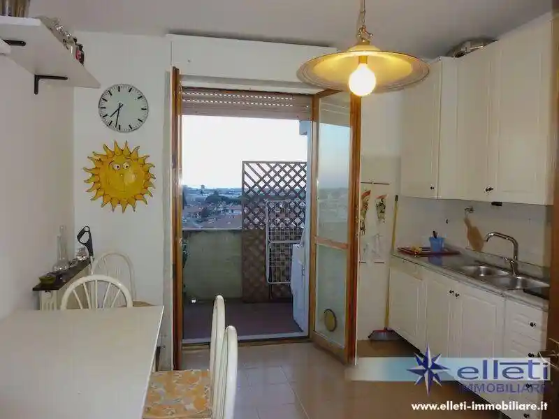 Appartamento in vendita a Massa