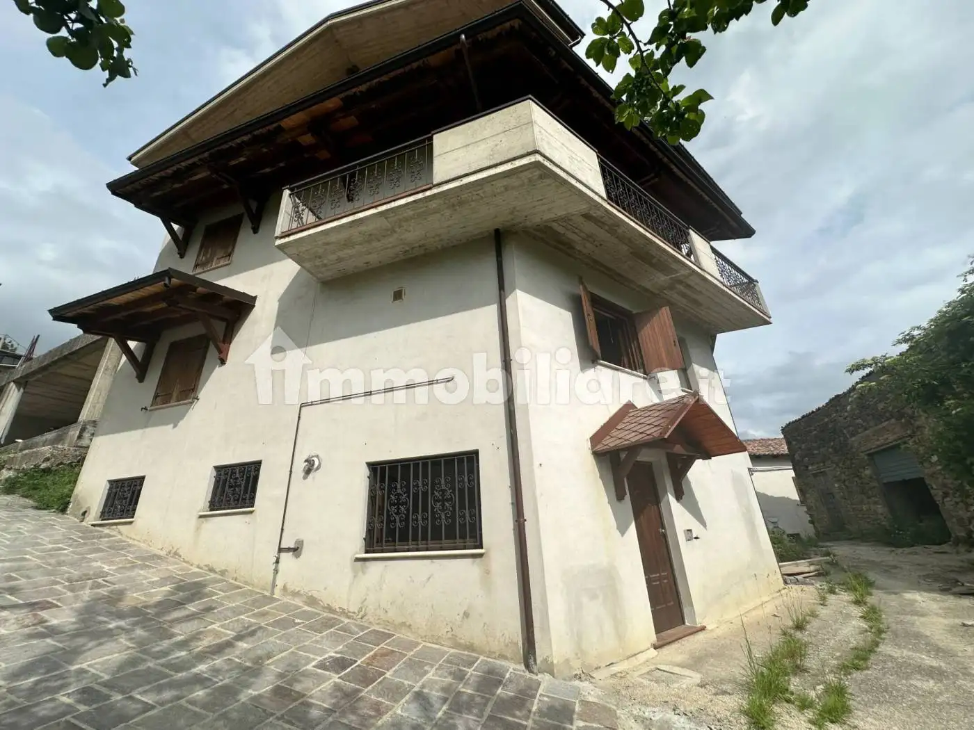 Casa indipendente in vendita a Rocca Santa Maria