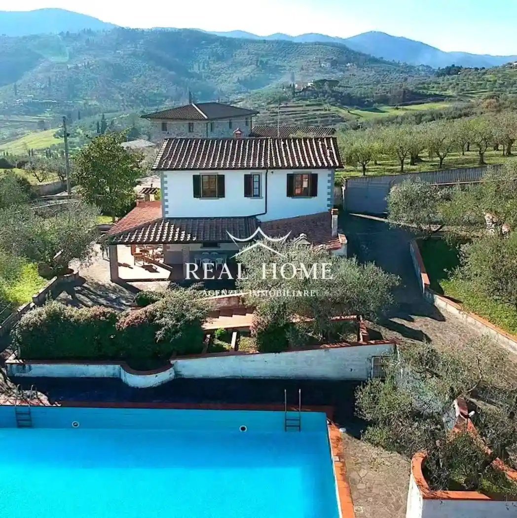 Villa in vendita a Quarrata