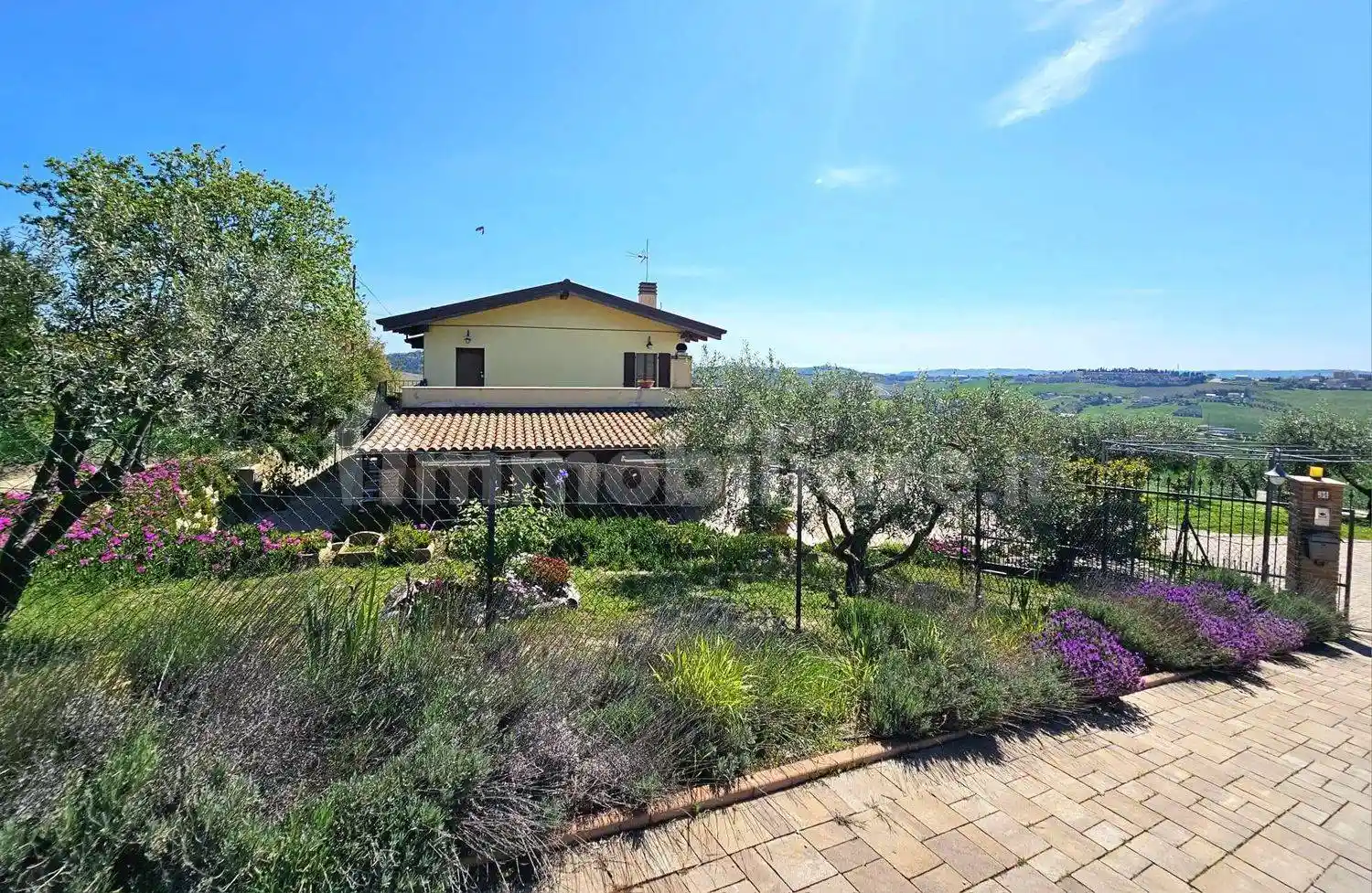 Villa in vendita a Fermo