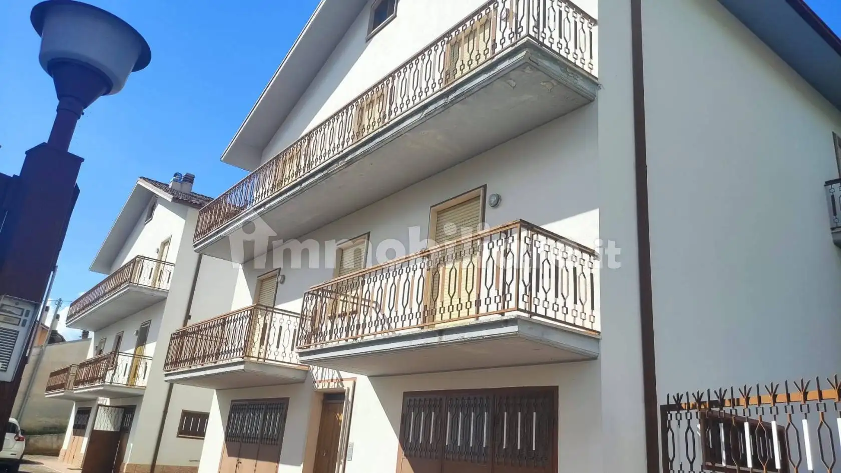 Casa indipendente in vendita a Pizzoli