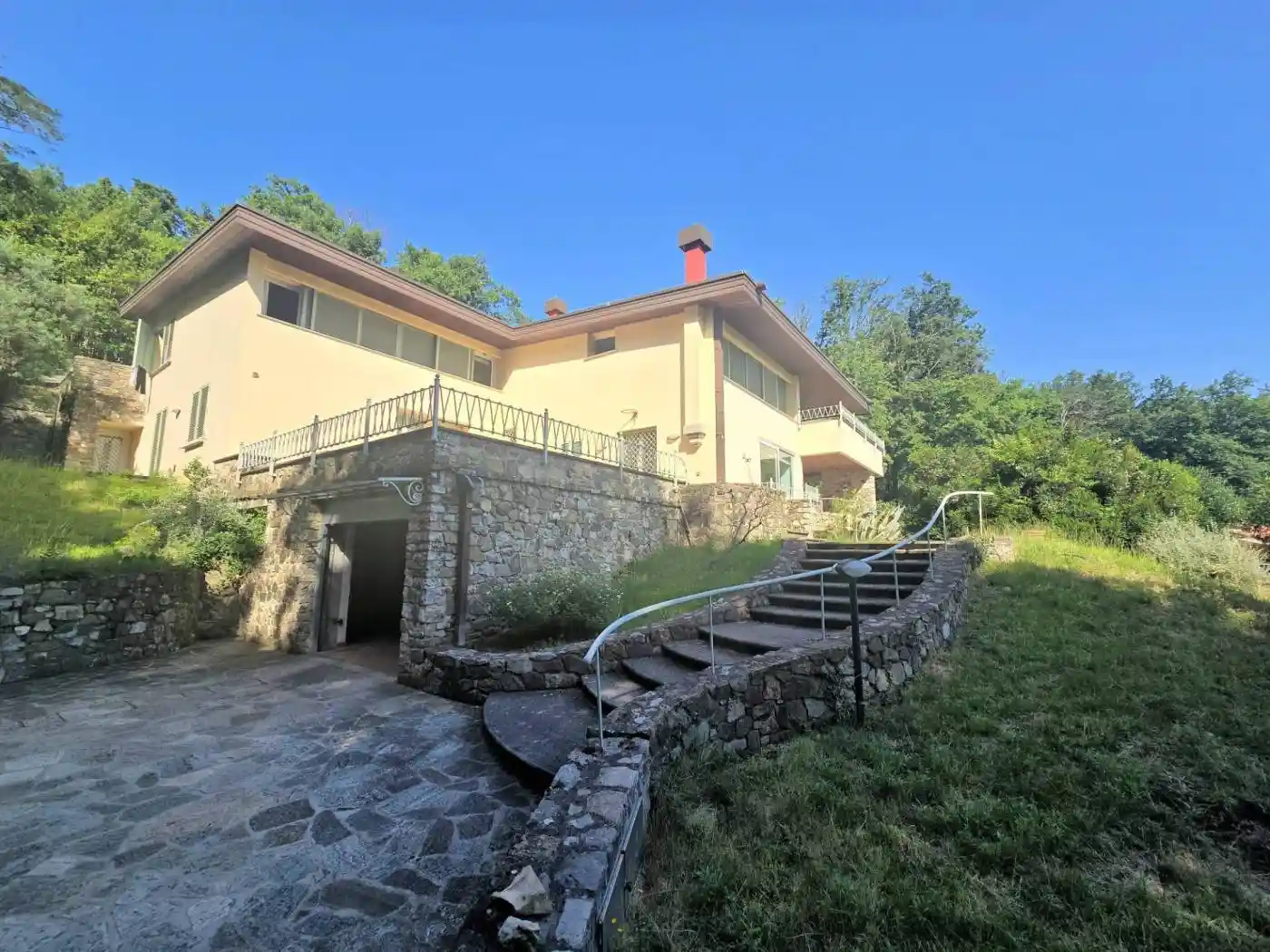 Villa in vendita a Montemurlo