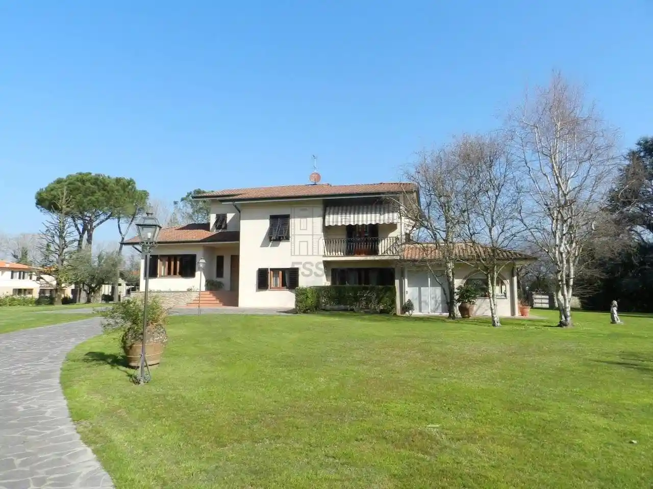 Villa in vendita a Lucca