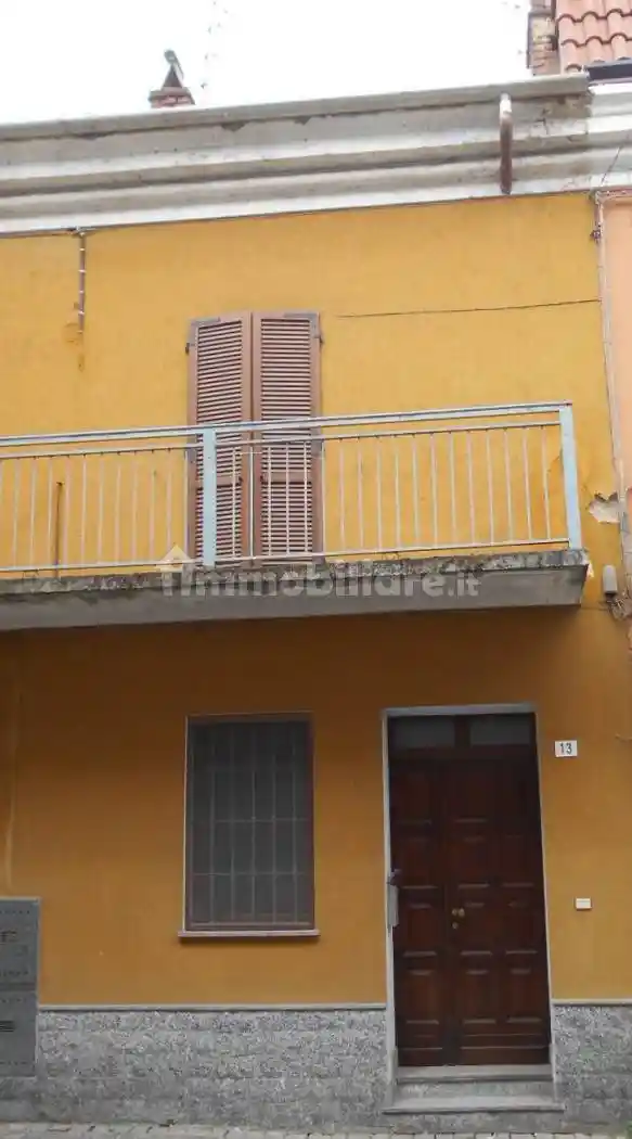 Villa in vendita a Livorno Ferraris