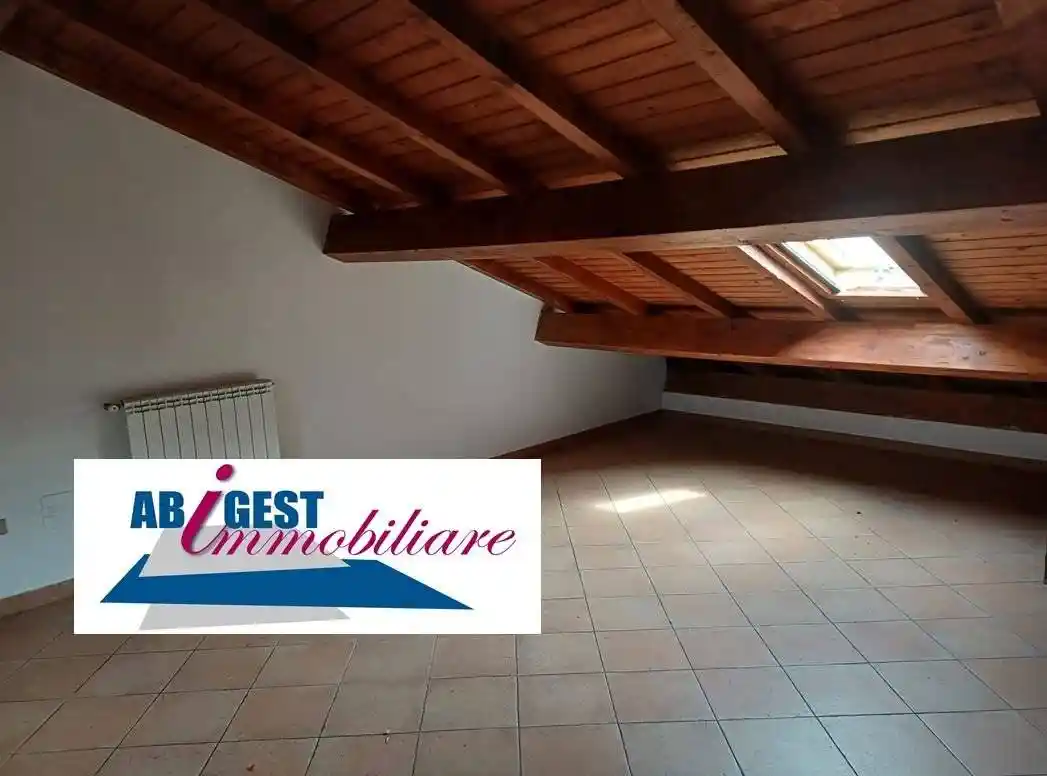 Palazzo - Edificio in vendita a Frosinone