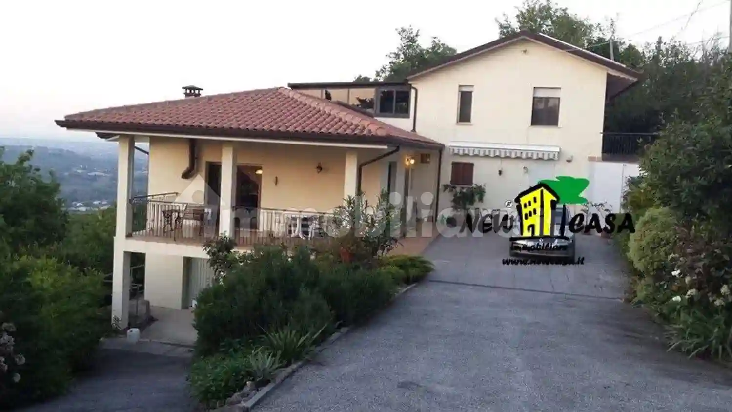 Villa - foto 2
