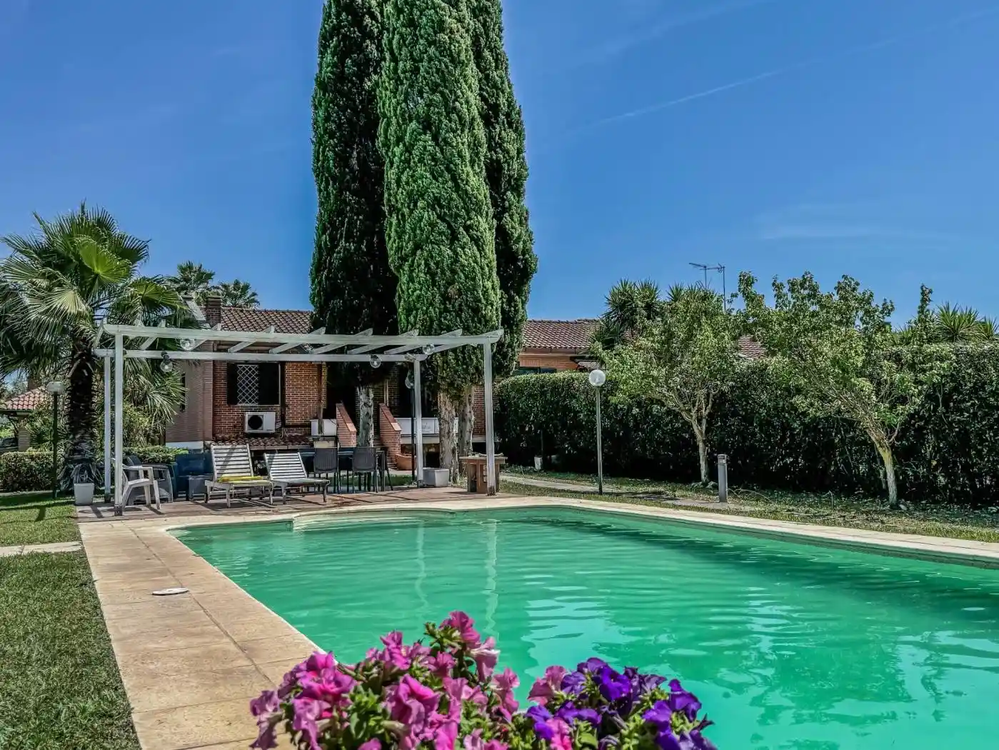 Villa plurifamiliare via Cratippo di Atene, Casal Palocco, Roma - foto 2