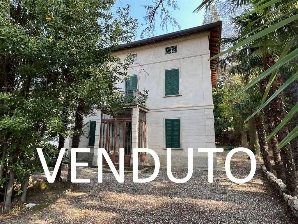 Villa in vendita a Calolziocorte