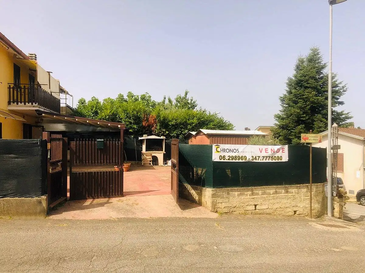 Appartamento in vendita a Monteleone Sabino