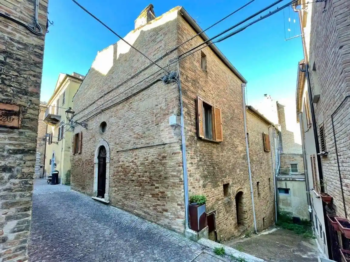 Casa indipendente in vendita a Acquaviva Picena