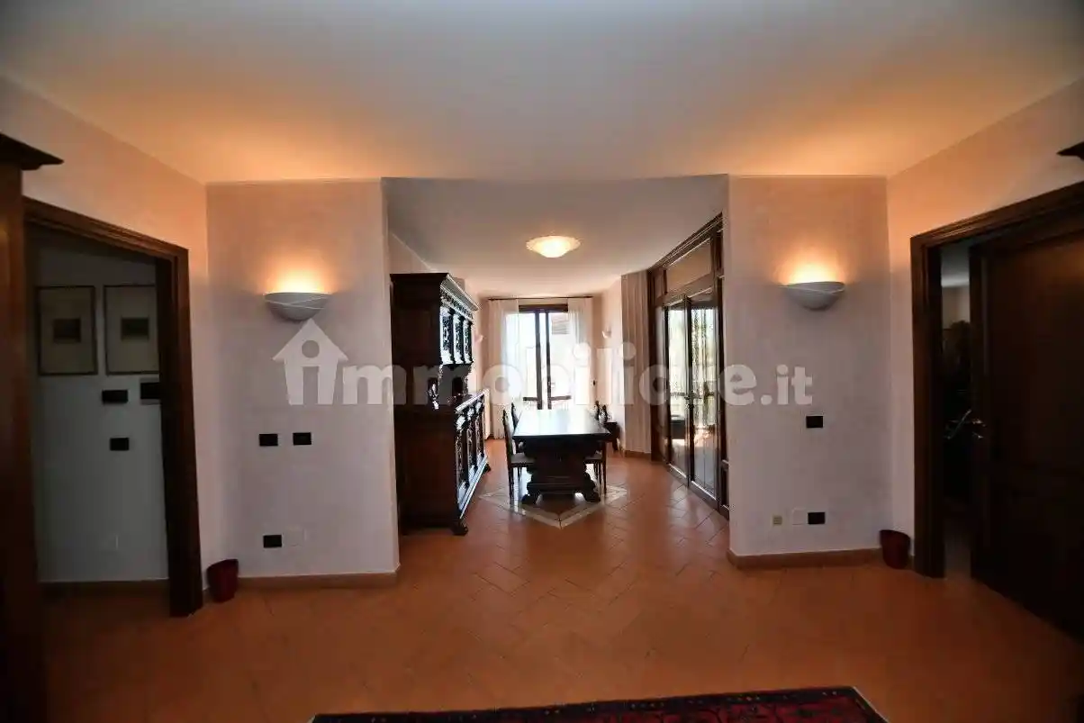 Villa in vendita a Correggio