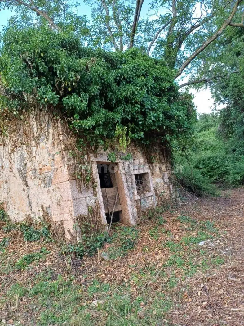 Rustico - Casale in vendita a Erbezzo