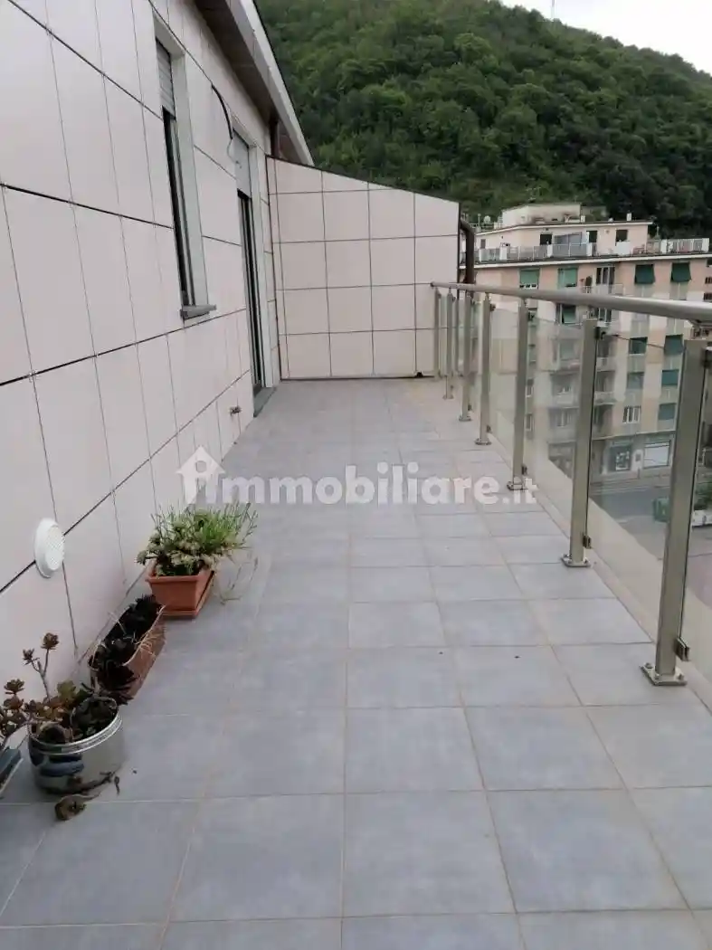 Appartamento in vendita a Genova