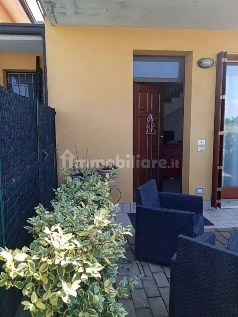 Villetta a schiera - foto 2