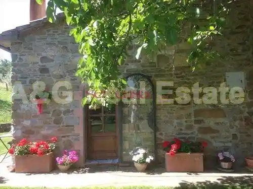 Rustico - Casale in vendita a Scansano