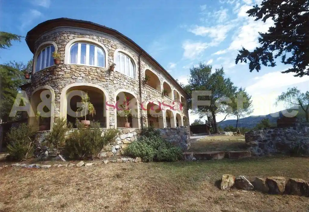 Villa in vendita a Roccastrada