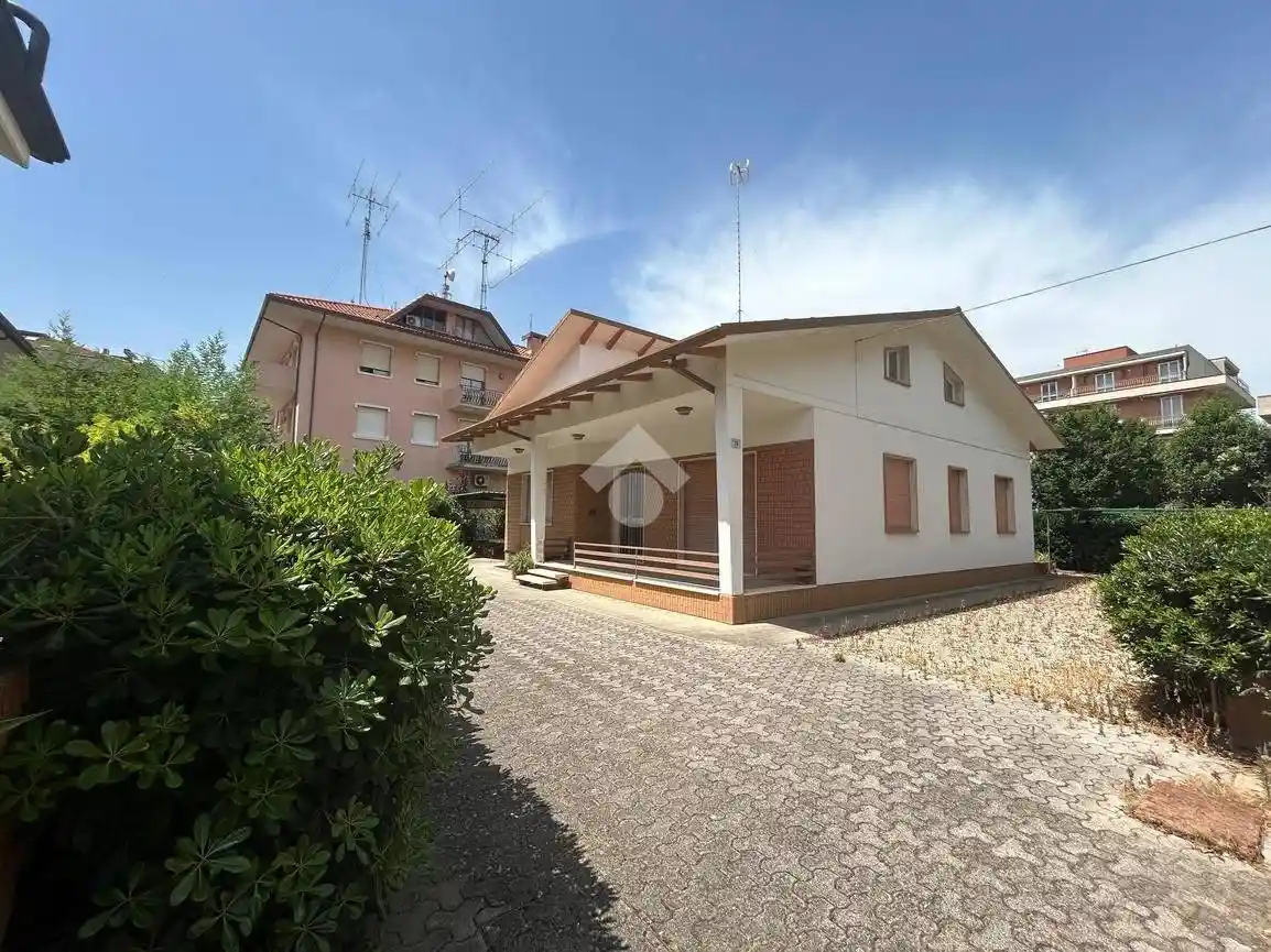 Villa in vendita a Bellaria-Igea Marina