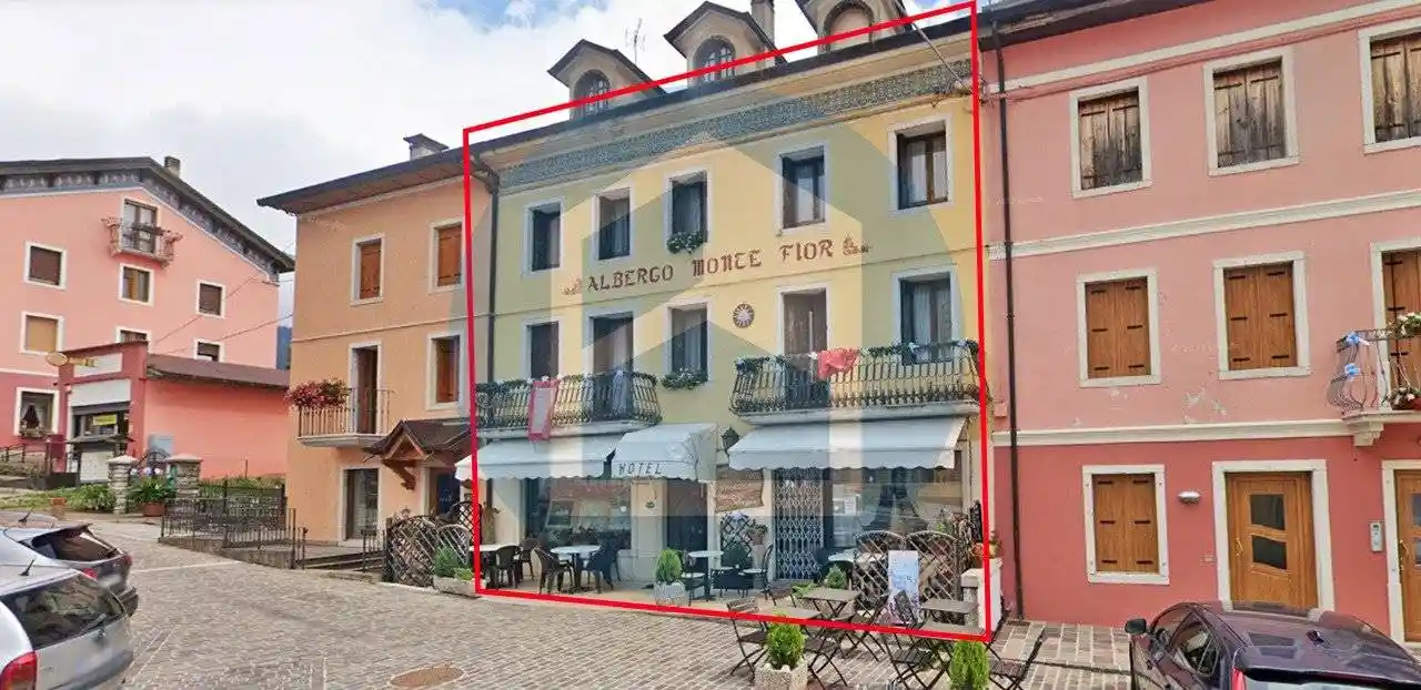 Palazzo - Edificio in vendita a Asiago