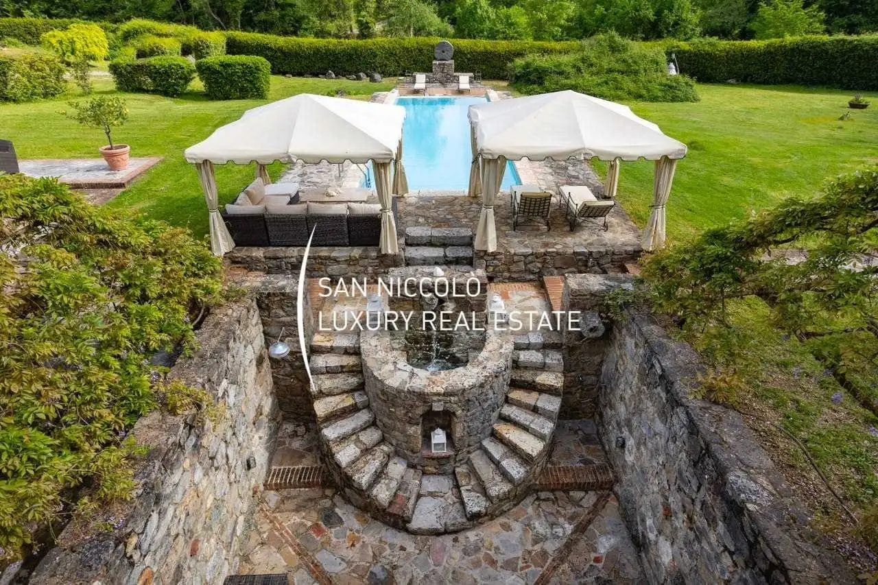 Villa in vendita a Radicondoli