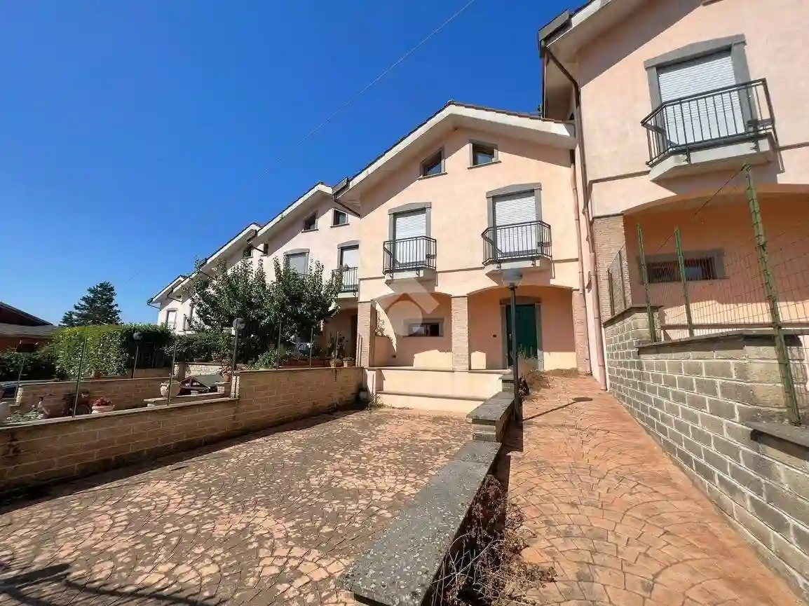 Villetta a schiera - foto 2